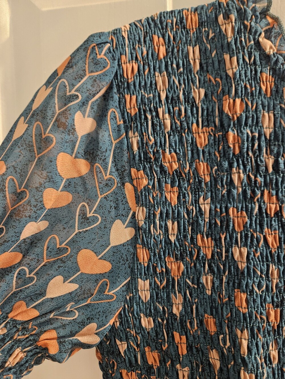 Ivy City Co Heart Print Smocked Dress – Size XS - Picture 6 of 7